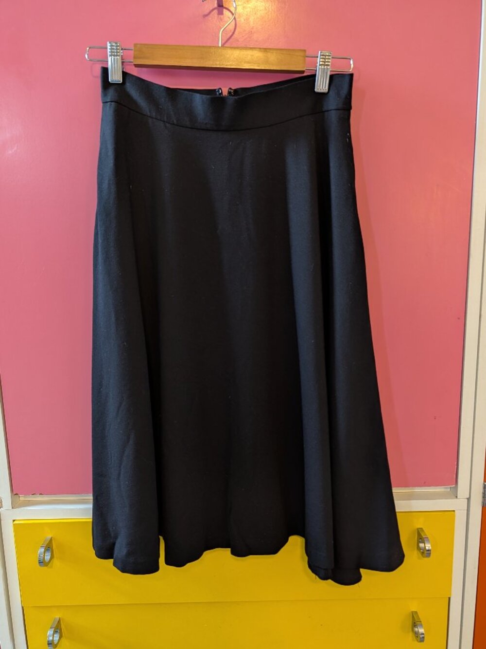Banana Republic Black Midi Circle Skirt | Side Pockets | Size 6